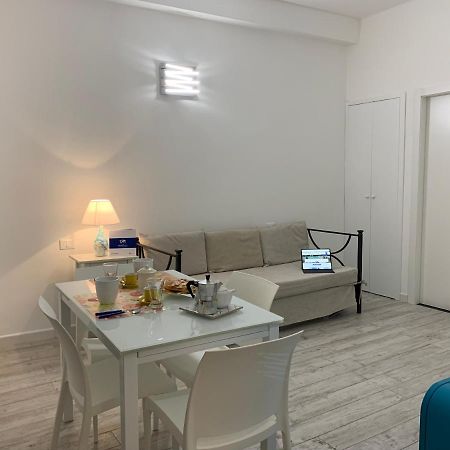Casa Marina By Holiday World Генуа Екстериор снимка