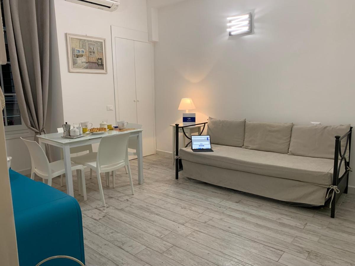 Casa Marina By Holiday World Генуа Екстериор снимка